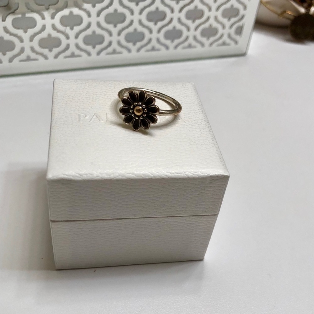 Pandora Opsie Daisy Ring
